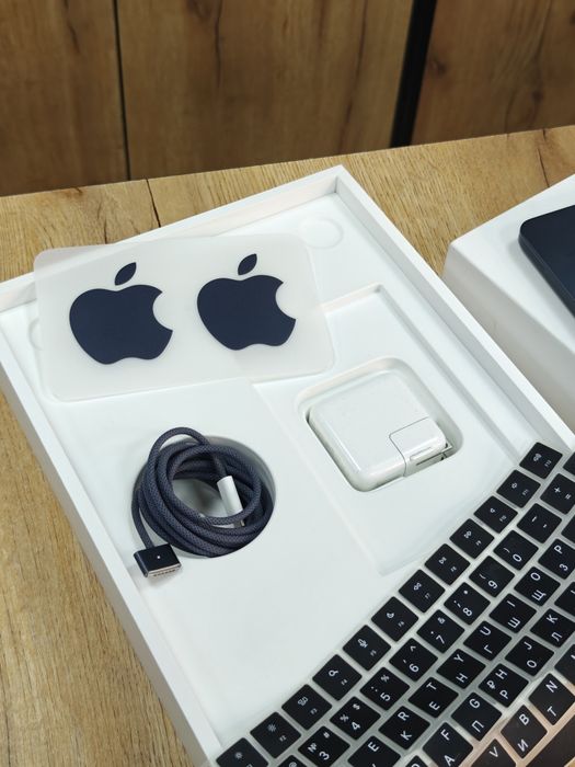 MacBook Air M3 Чип | 98% Акб | 8/256 | Midnight