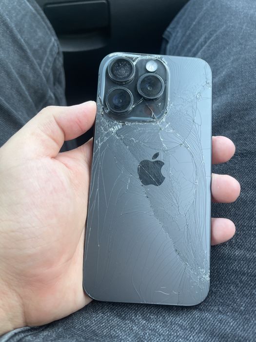 iphone 15 pro.