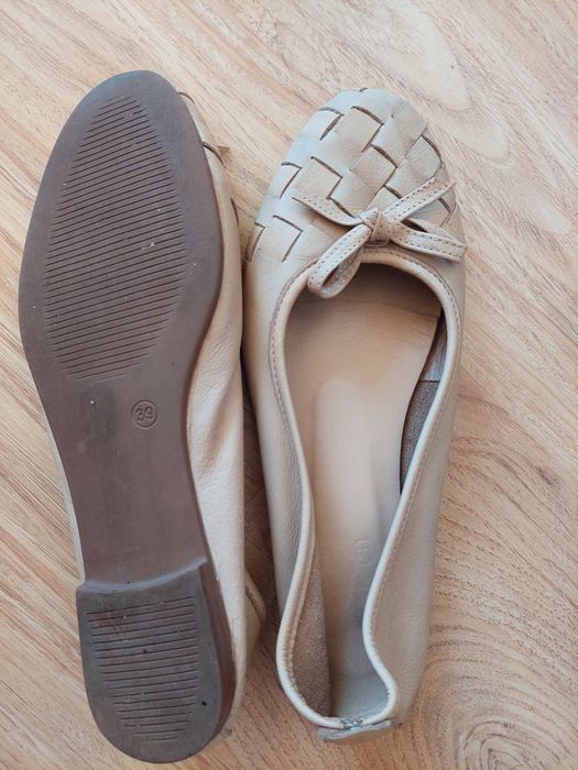 Кожени обувки ниски