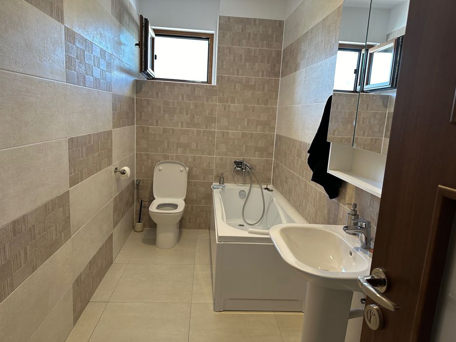 Vanzare apartament 4 camere Plevnei