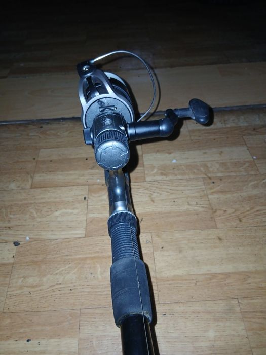 Въдици 2броя нови