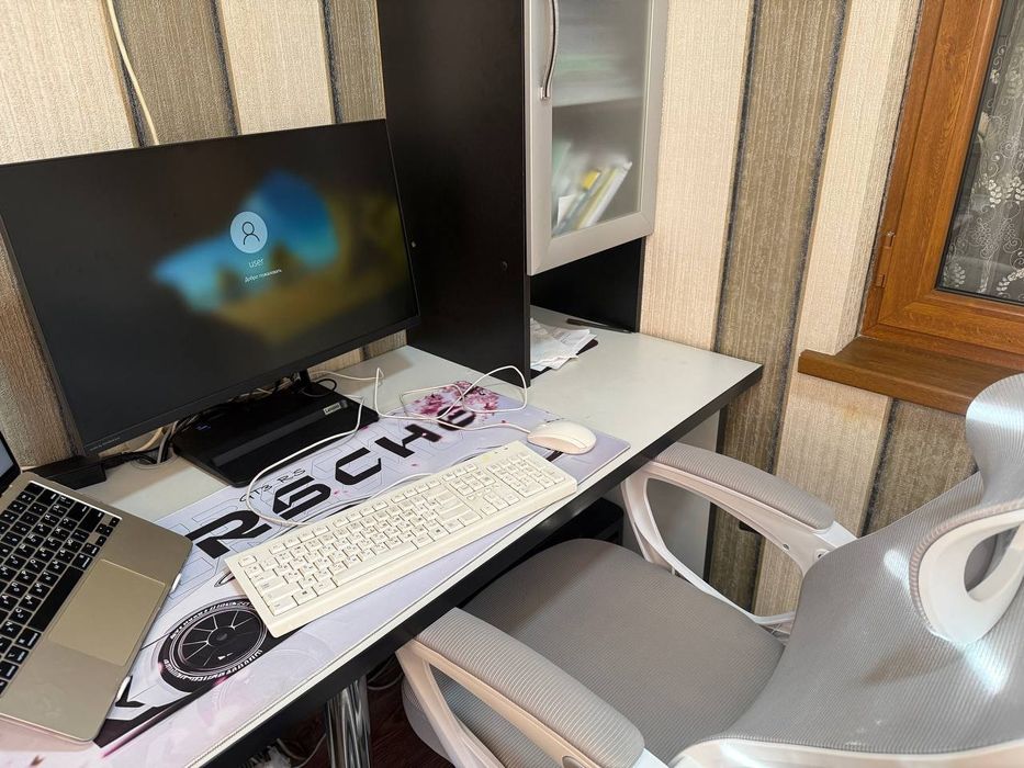 Моноблок Леново в отличном состоянии