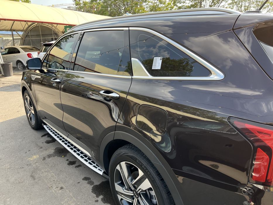 Kia Sorento sotiladi