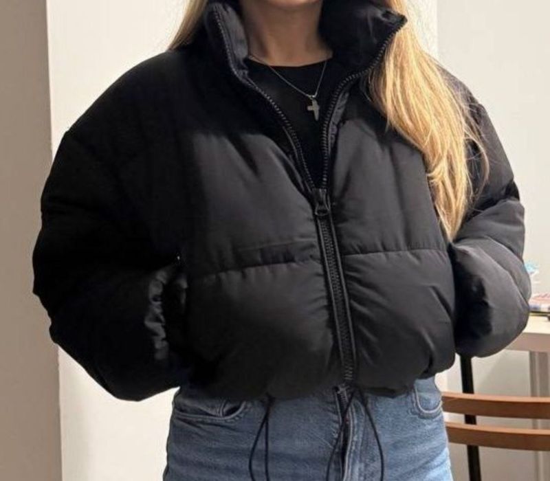 Jachetă neagră  scurtă H&M