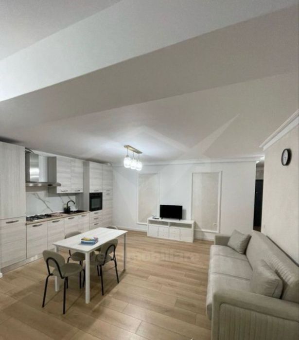 Apartament 2 camere balcon  zona Metro