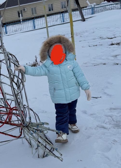 Продам детский зимний костюм