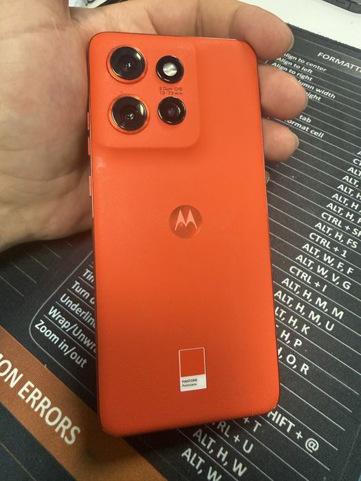 Motorola Edge 50 Neo 512GB 12GB RAM Impecabil Fără Urme