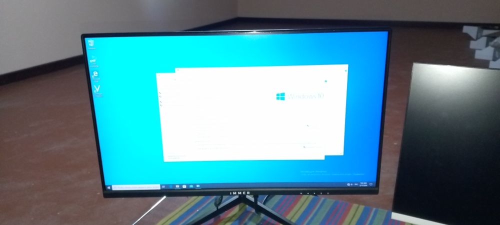 Monitor sotiladi 24 immer