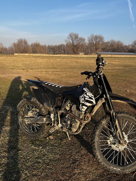 Продам эндуро 300 кубов