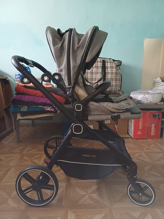 Продам коляску прогулочную