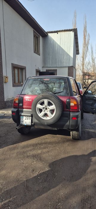 Продам rav4 1995
