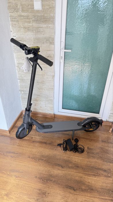 Trotineta electrica Xiaomi 1S Noua 0 km activa si testata 0 cicluri incarcare