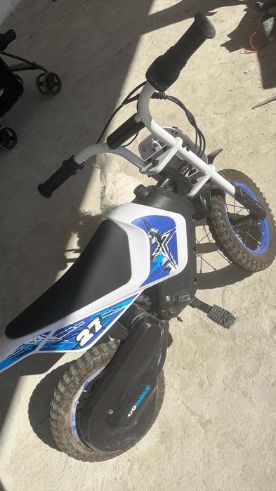 Vând atv si motoreta electrica