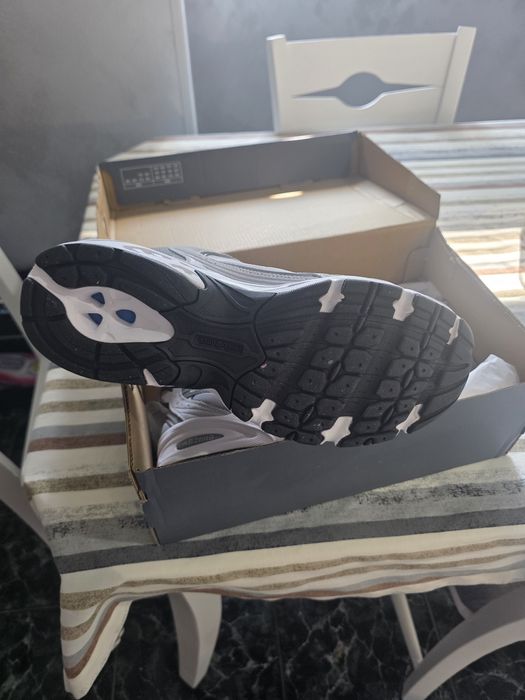 New balance мъжкимаратонки