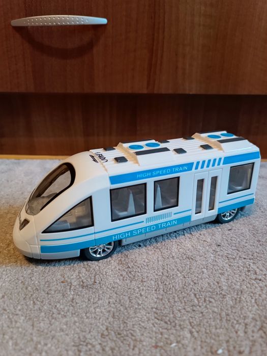 Jucarii mașinuțe si utilaje