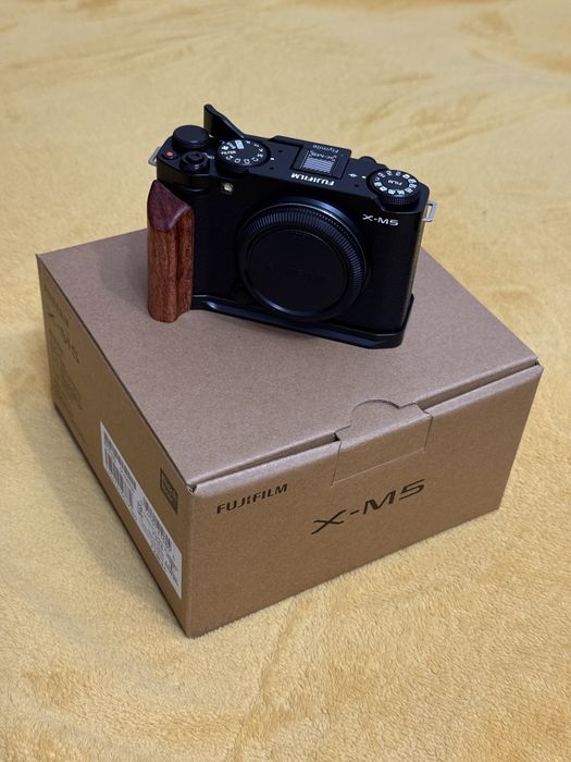 Aparat foto / camera Fuji X-M5 / XM5 , Fujifilm , mirrorless, 26.1 MP, 6K, garantie Emag