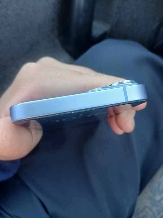 Продам айфон 14 128гб