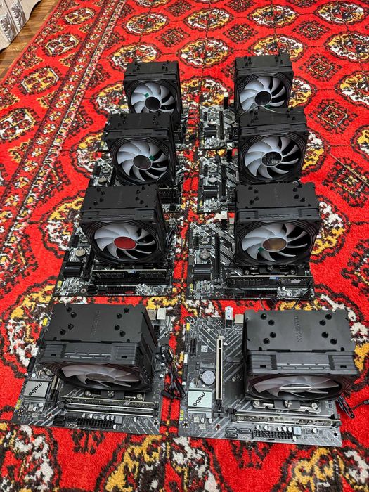 Esonic H610-DDR4/Kingstone 16GB DDR4/i7 13700f/RX580/SSD 512GB