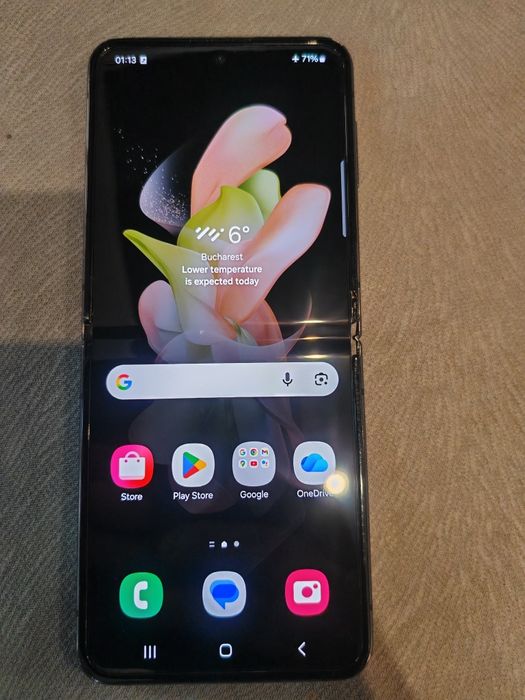 Vând Samsung z flip 4