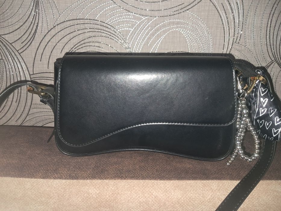 Продам сумку состояние новое