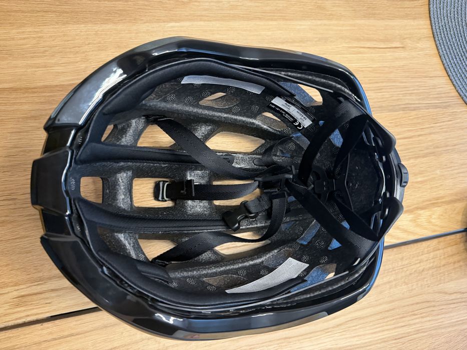 Каска CUBE ROAD RACE black L (58-62)