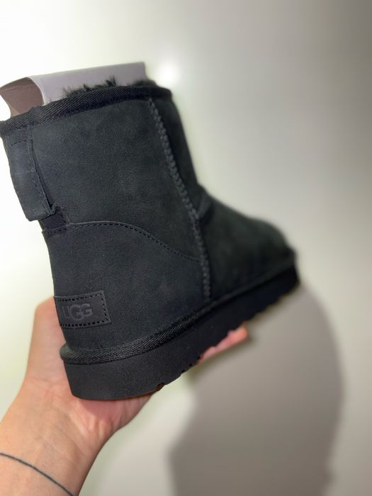 Ugg classic mini ll