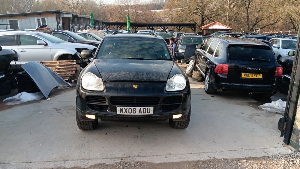 Porsche Cayenne 4.5 B V8,340 к.с. , 10 броя на части
