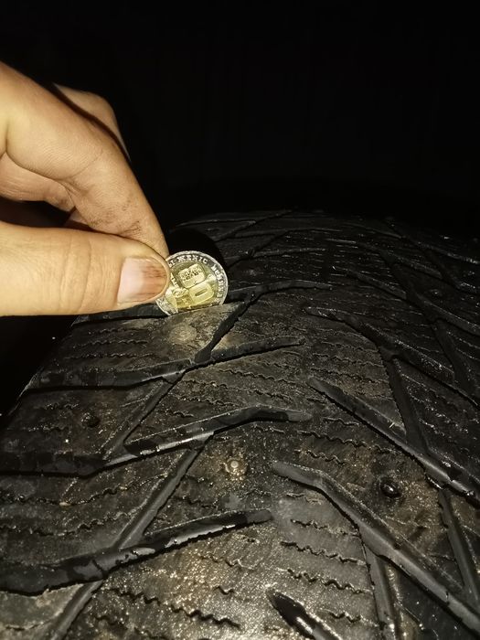 Продам 205/60/16