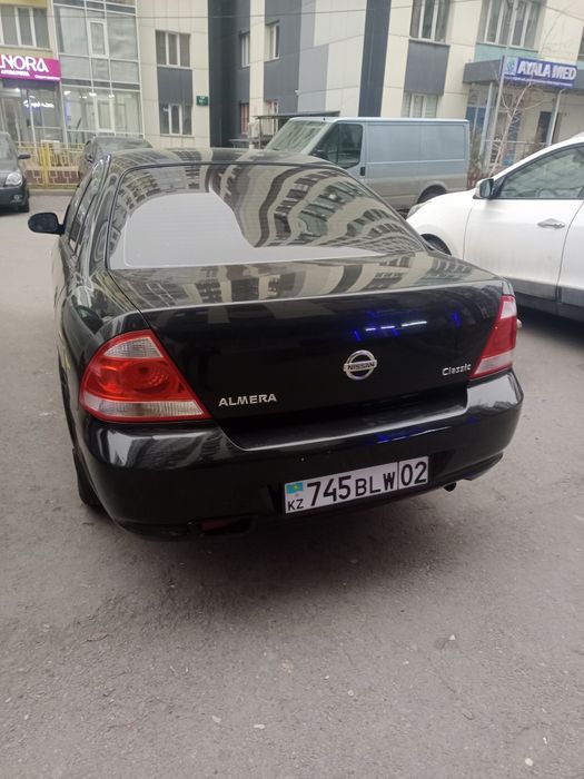 Машина срочно продам