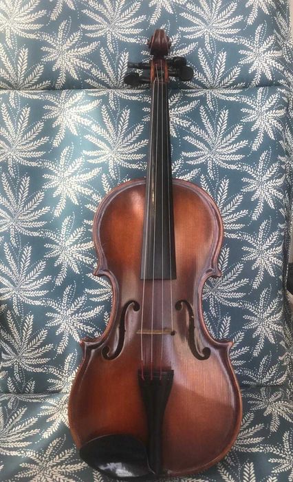 vand vioara 4/4 realizata manual