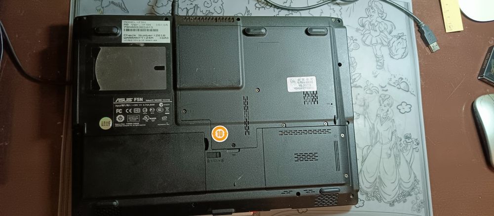 Ноутбук ASUS F5N (Windows 7 / 4 USB)