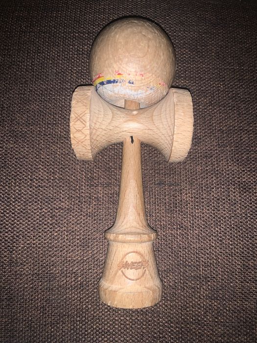 Kendamă sweets romb