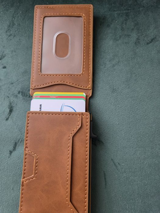 Portofel minimalist slim / suport de cardurI