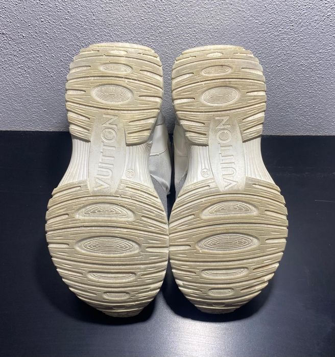 Adidasi Louis Vuitton beige gold monogram denim run 55 sneakers, Nr 36