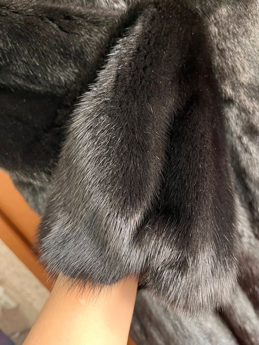 Продам натуральную шубу