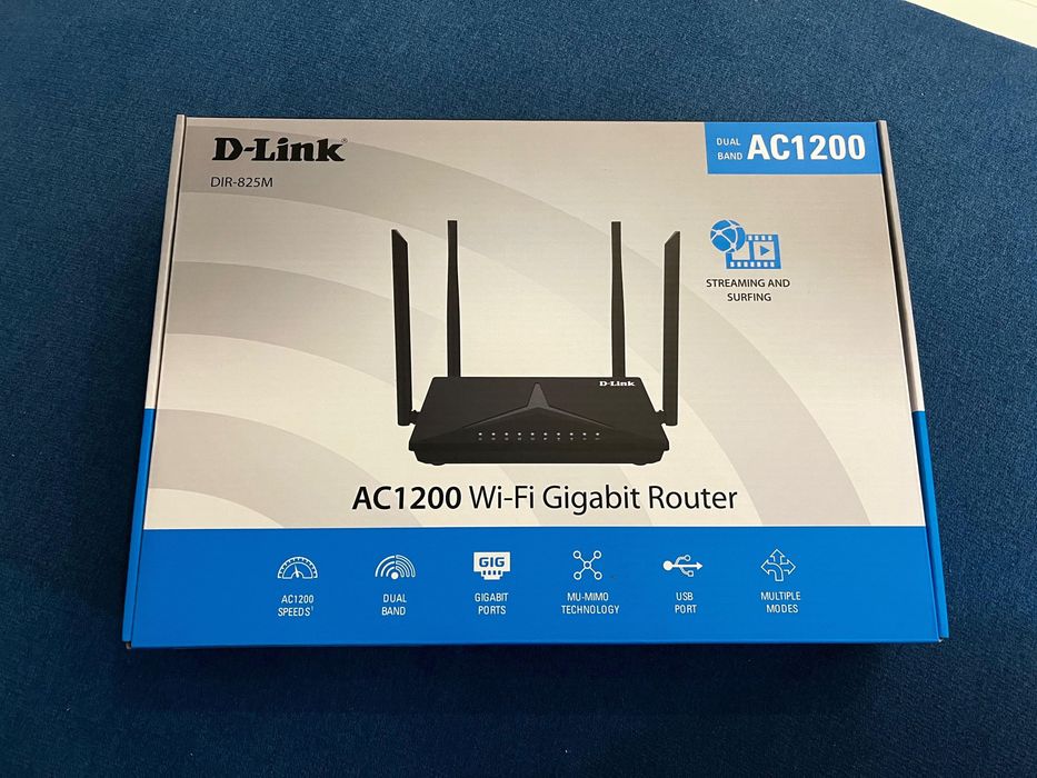 Wi-Fi роутер D-Link DIR-825M двухдиапазонный гигабитный AC1200 Wave
