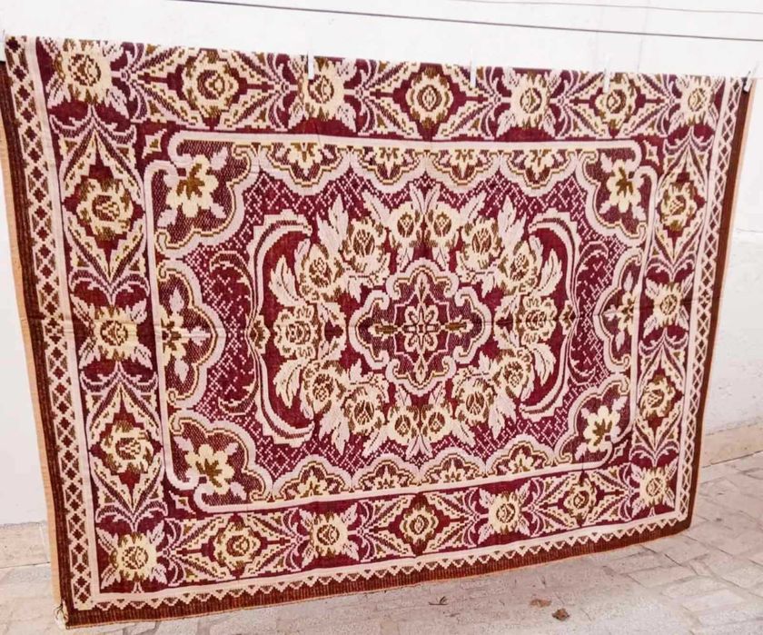 Килим син, кафяв, розов, Френски - за стена, покривки, кувертюри легло