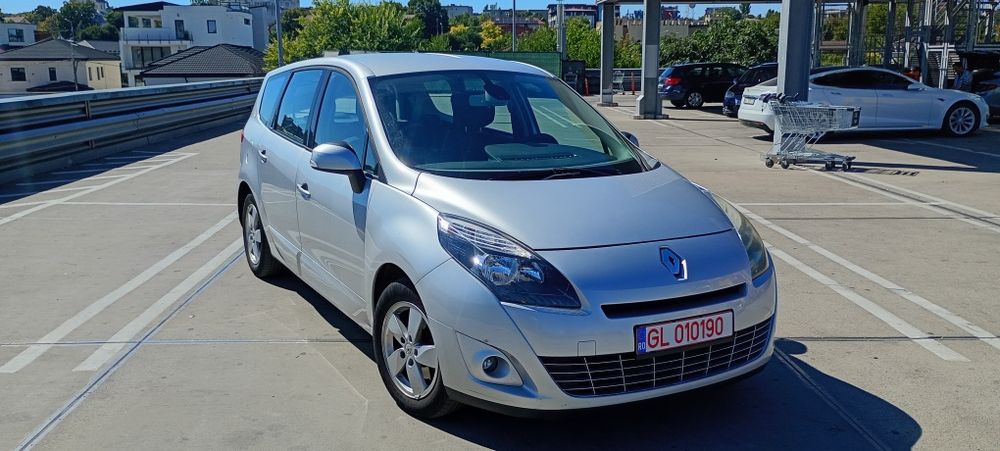 Renault Grand Scenic 1.4 TCe 130