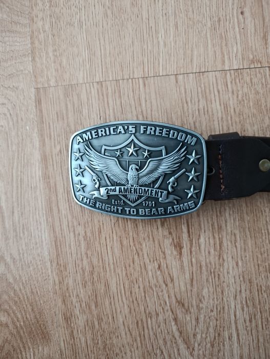 Продам бляху, новая