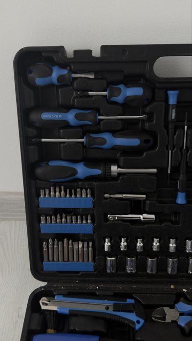 Комплект ръчни инструменти за автомобилна употреба Draper, 138 части