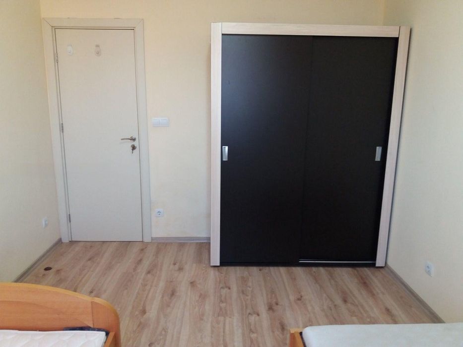 Дава се под наем Тристаен апартамент в София, Студентски град - 84 кв.м за 718.08 € - Снимка #4