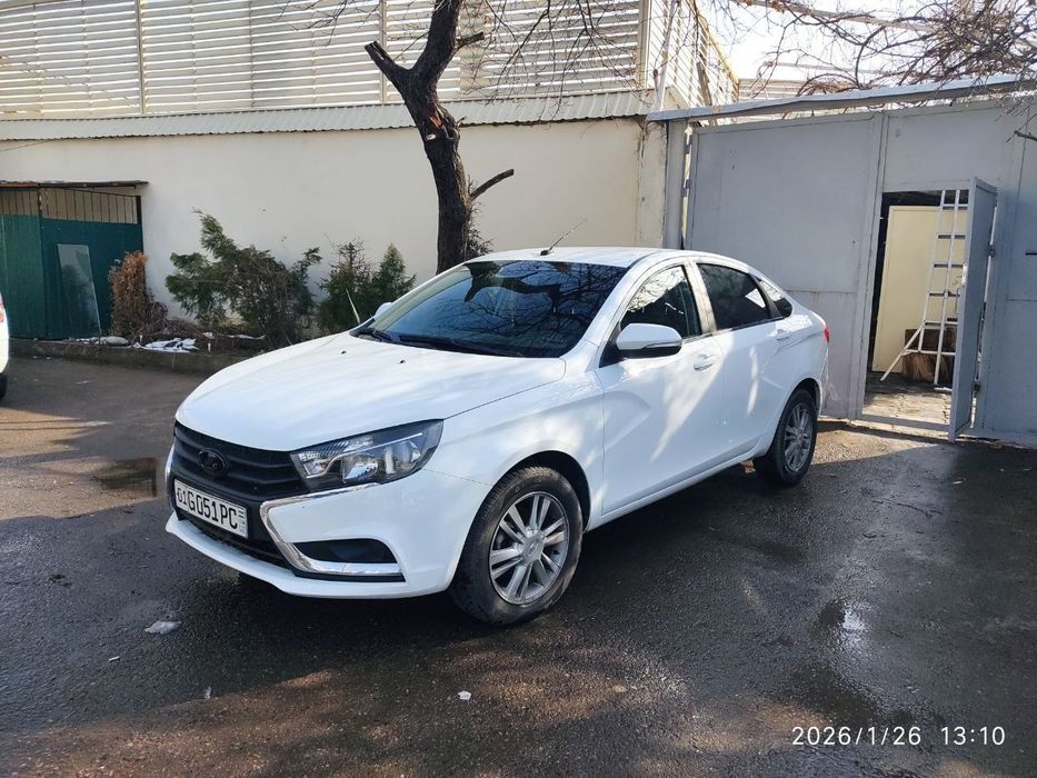 Лада Веста (2103)