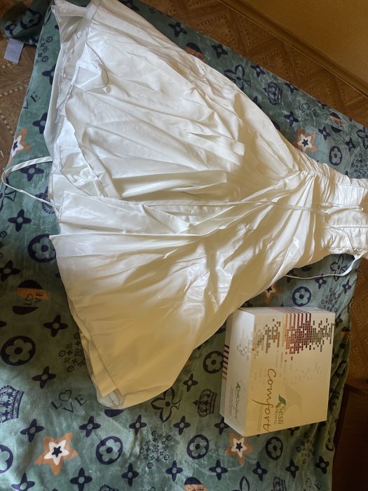 Продам свадебное шикарное платье