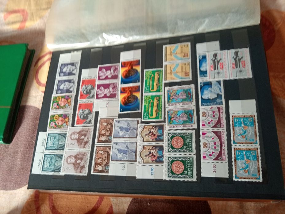 2 Clasoare timbre neștampilate