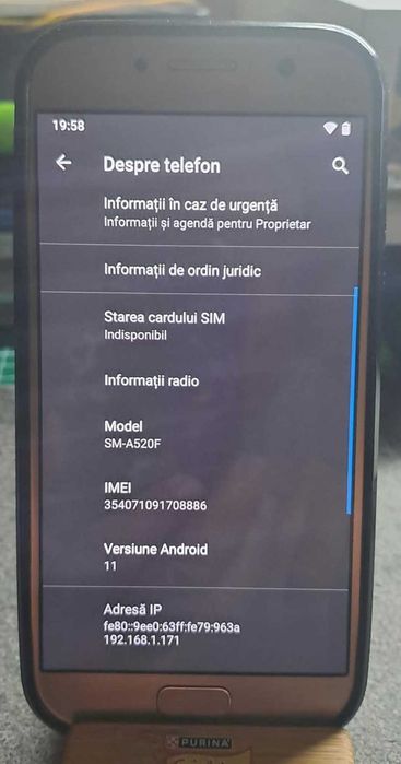Samsung Galaxy A5 (2017), 32GB, 3 GB RAM.