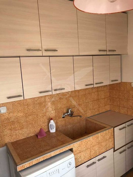 Дава се под наем Двустаен апартамент в Пловдив, Христо Смирненски - 68 кв.м за 425 € - Снимка #2