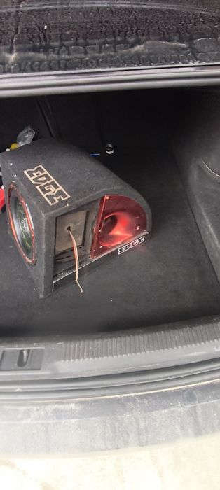 Subwofer auto 300/600 RMS