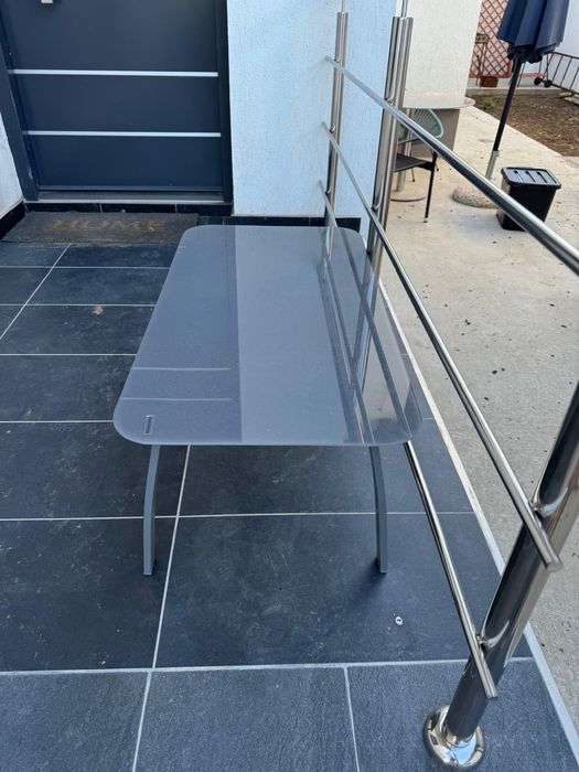 Masa de sticla antracit ideala pt terasa/balcon/gradina