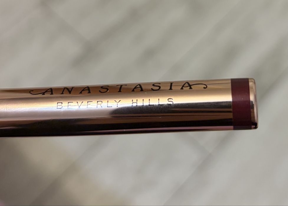 Очна линия Anastasia Beverly Hills