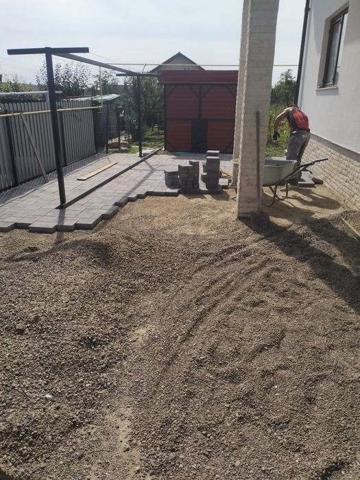 Construcții interioare și exterioare